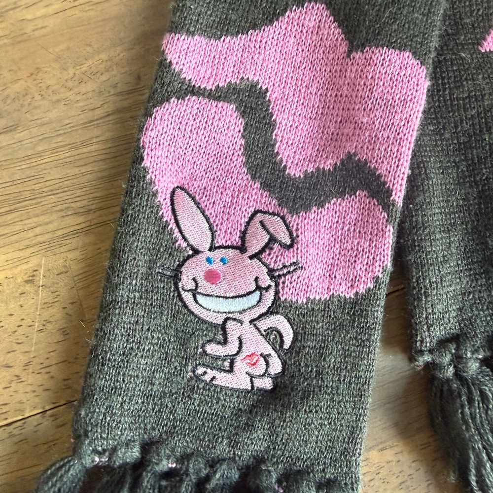 Vintage Happy Bunny Scarf Ripple Junction Y2K 2000s Gray/Pink  Sassy Kiss Detail - Picture 2 of 5